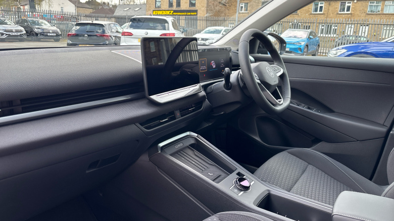 Volkswagen T-Roc 1.5 eTSI Life 5dr DSG Petrol Hatchback